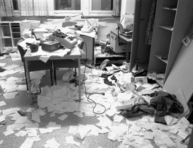 15-1-1990: Bestorming Stasi-hoofdkantoor Berlijn