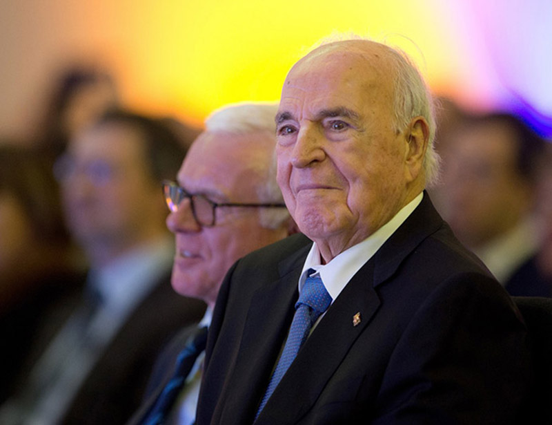 Oud-kanselier Helmut Kohl overleden