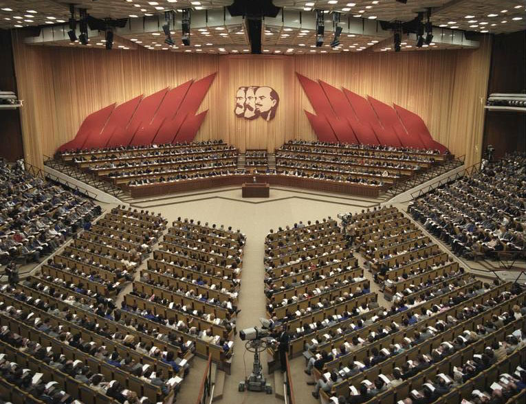 3-12-1989: Macht DDR-regime breekt definitief