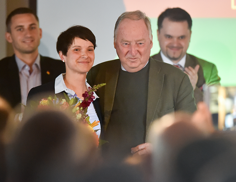 Petry spitst machtsstrijd AfD toe vlak voor partijcongres