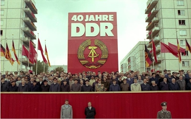 Viering van het veertigjarig bestaan van de DDR in Oost-Berlijn, 7 oktober 1989. Afb: wikipedia.org
