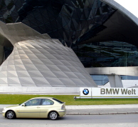 Impressie uit BMW Welt. Afb: Carina de Jonge