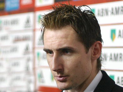 http://commons.wikimedia.org/wiki/Image:Miroslav_klose2.jpg