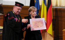 Merkel geeft Oost-Europa geen hoop op Schengen