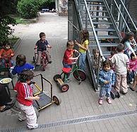 Kinderopvang in Neukölln, Berlijn. Afbeelding: Schockwellenreiter, www.flickr.com