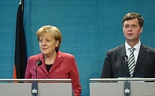 Merkel hoopt dat Nederland betrokken blijft in Afghanistan
