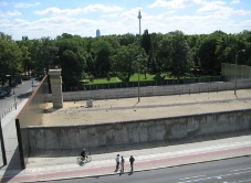 Hoe de Muur terugkeert in het straatbeeld