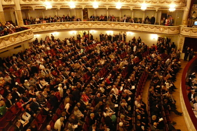 De operazaal in de Semperoper. Afbeelding: DIA