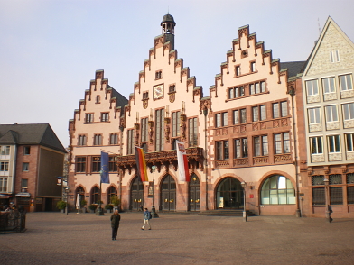 Het stadhuis de Römer op de Römerberg. Afb.: Duitsland Instituut Amsterdam